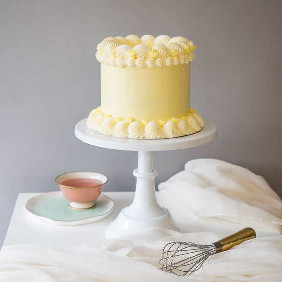 Pastel Dreams in Yellow | Buttercream Iced Cake