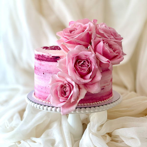 Marbled Garden Rose | Buttercream Iced Cake with Fresh Roses ...